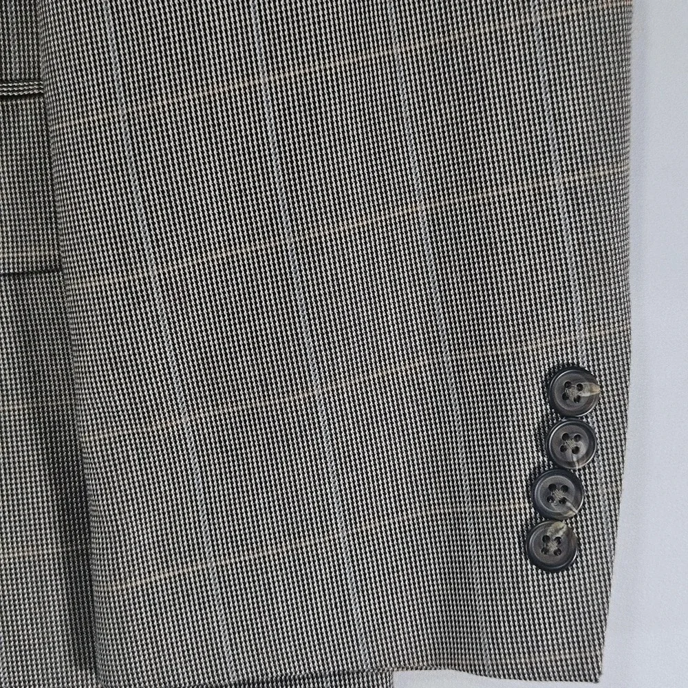 Stafford Essentials Mens Sport Coat Blazer Two Button Brown Plaid Poly Blend 44R